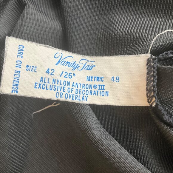 VTG 70's Vanity Fair 1XL Black Lace Trim Nylon Slip Dress Adjustable Whimsygoth - Picture 5 of 11